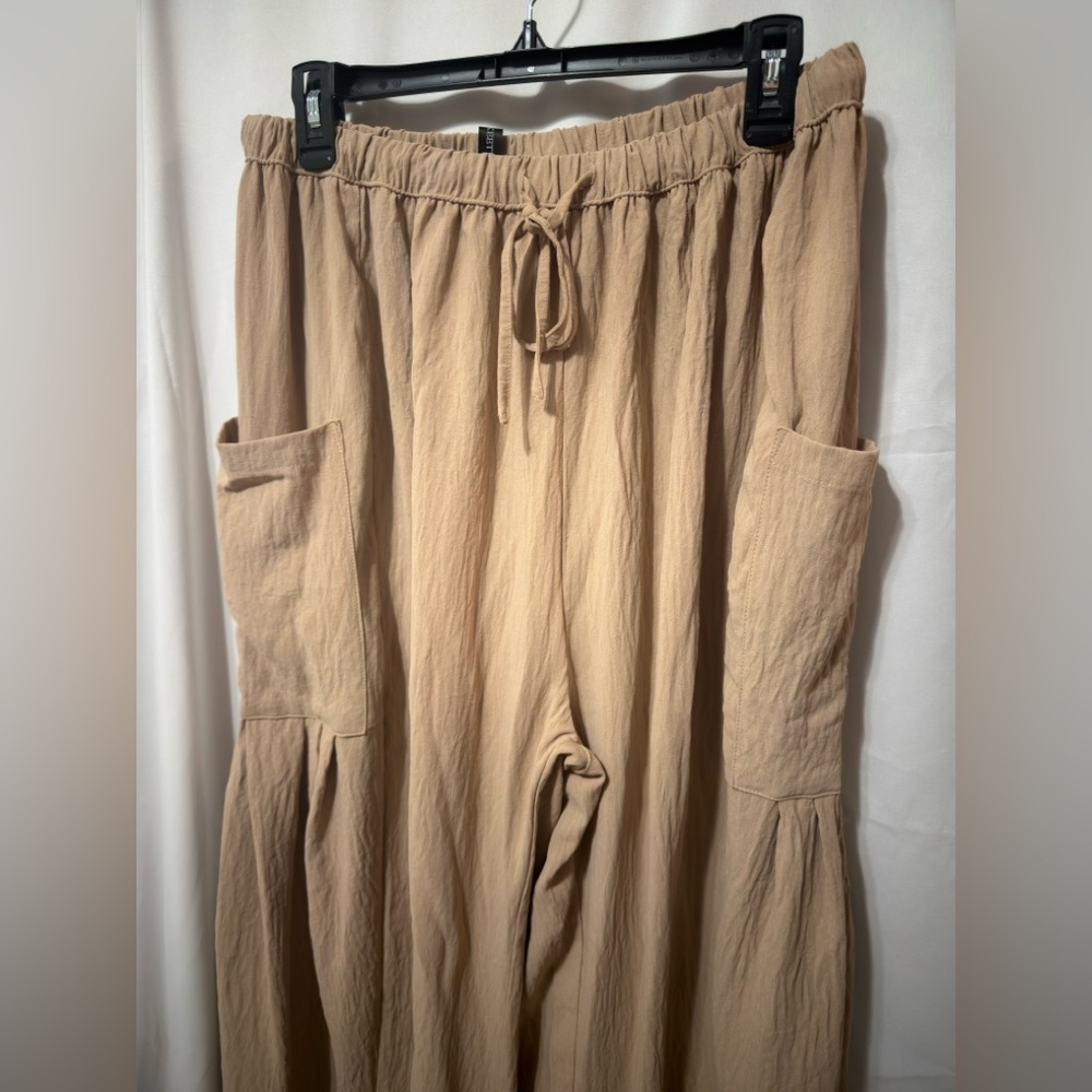 Merokeety tan wide leg cargo trouser M - Picture 5 of 13